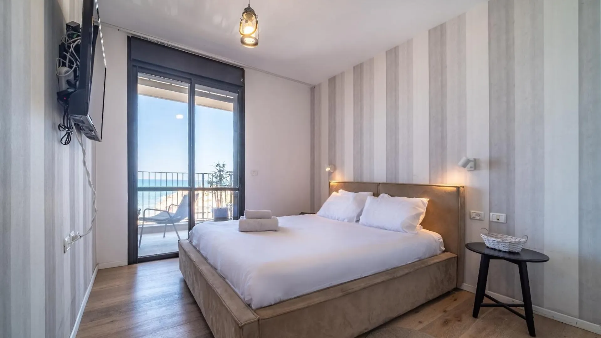 דירות חיפה Bat Galim Full Sea View Balcony By Sea N' Rent ישראל